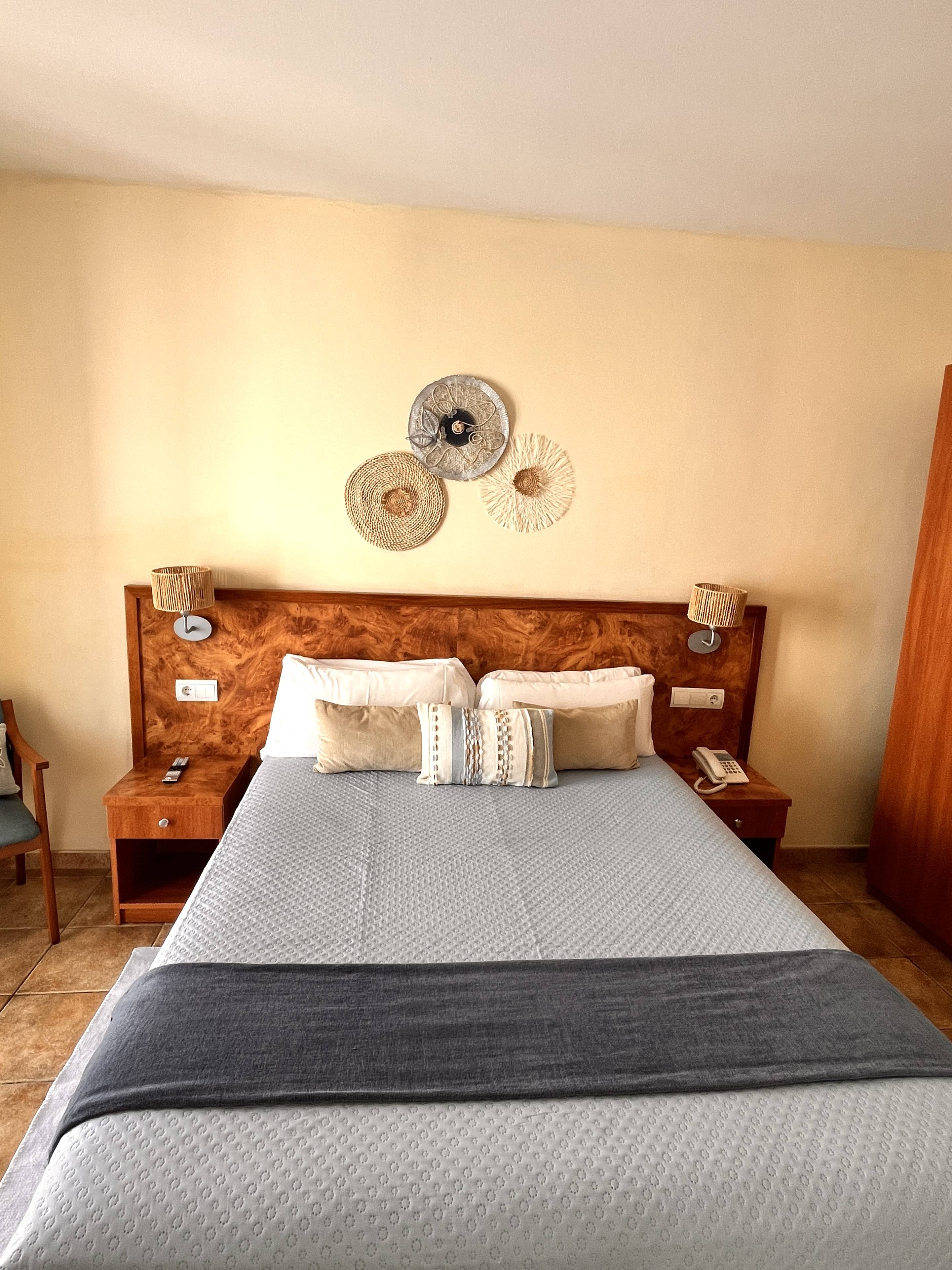 Habitación Matrimonio vista a la plaza