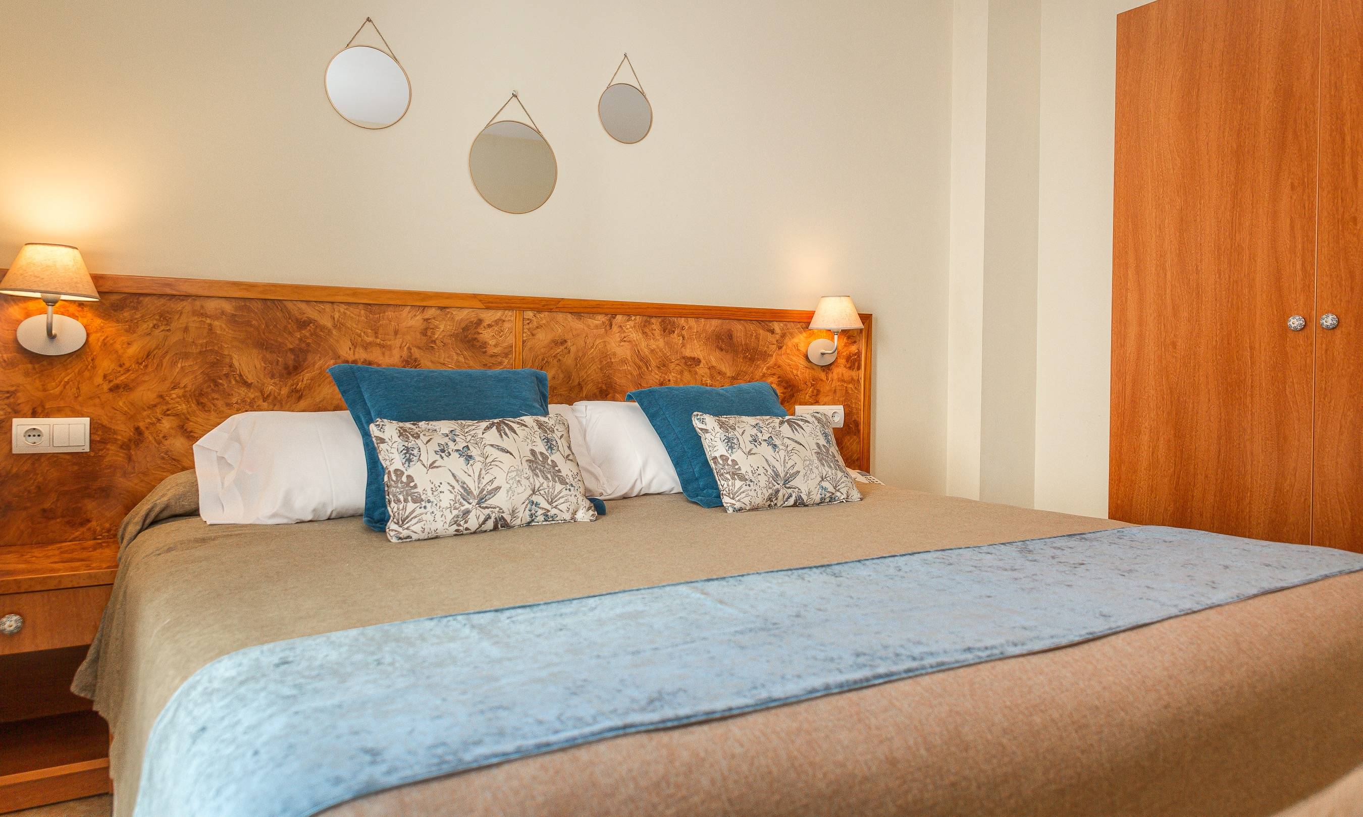 Habitación Doble Premium cama